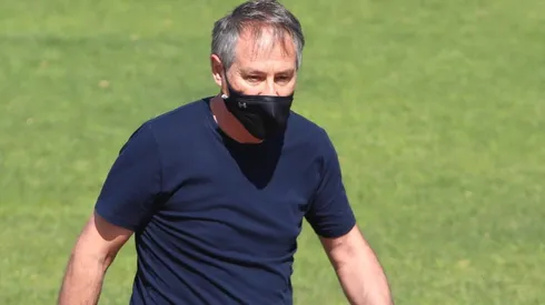 Ariel Holan se quejó por los penales en contra que le han cobrado a la UC.