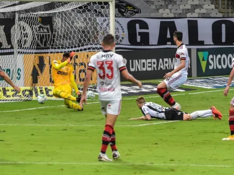 Mineiro de Sampaoli golea al Flamengo de Isla y es sublíder