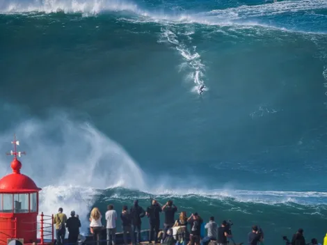 Video: Dos surfistas chocan mientras montan una gigantesca ola en Portugal