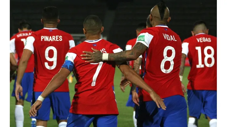 Alexis Sánchez y Arturo Vidal se encuentran en viaje a Santiago para jugar por la selección chilena en las Eliminatorias Qatar 2022