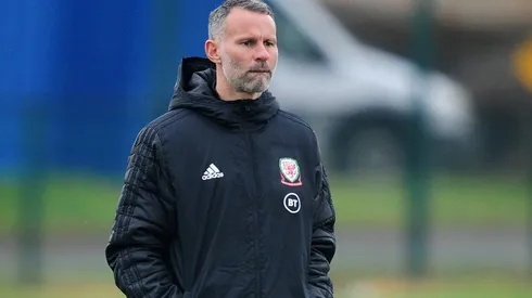 El hermano no ayuda mucho a Ryan Giggs.