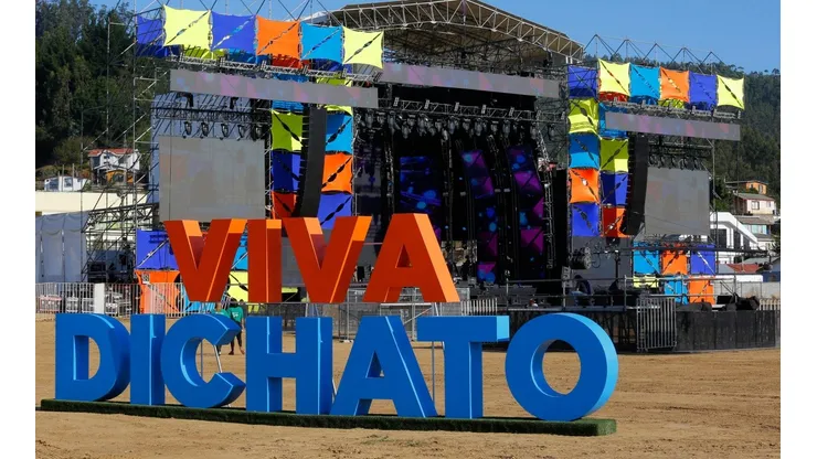 El festival fue creado en 2012 para aumentar la actividad turística en el balneario de la comuna de Tomé