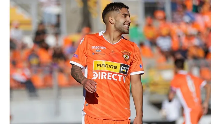 Ignacio Jara defendiendo la camiseta de Cobreloa
