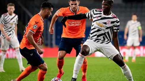 Paul Pogba ante el Istambul