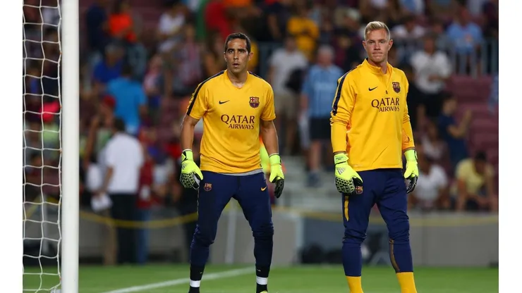 Bravo y ter Stegen en el Camp Nou