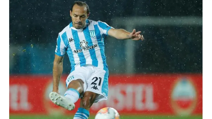Marcelo Díaz se operará la rodilla derecha.