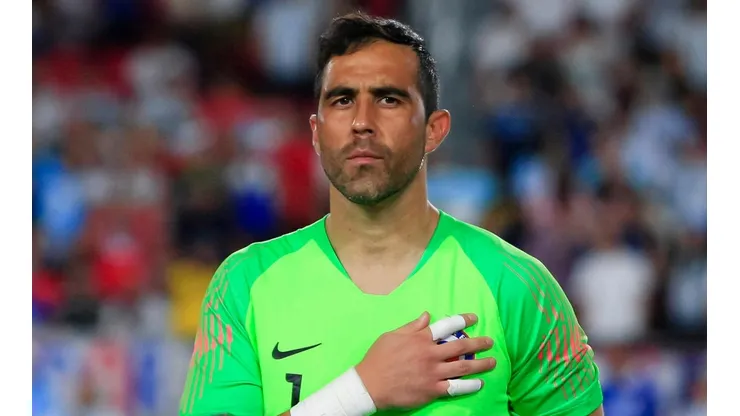 Claudio Bravo se puso con 1.000 hamburguesas Big Mac.