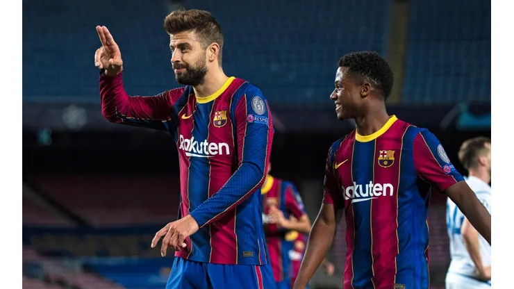 Piqué cambió su festejo de gol habitual, levantando rumores en redes sociales.