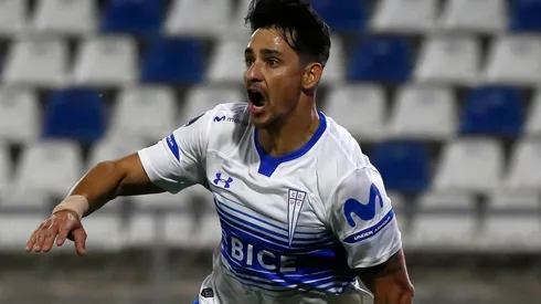 Universidad Católica tuvo todo en contra, pero se repuso en el segundo tiempo.