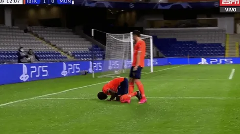 Demba Ba abrió la cuenta ante el United