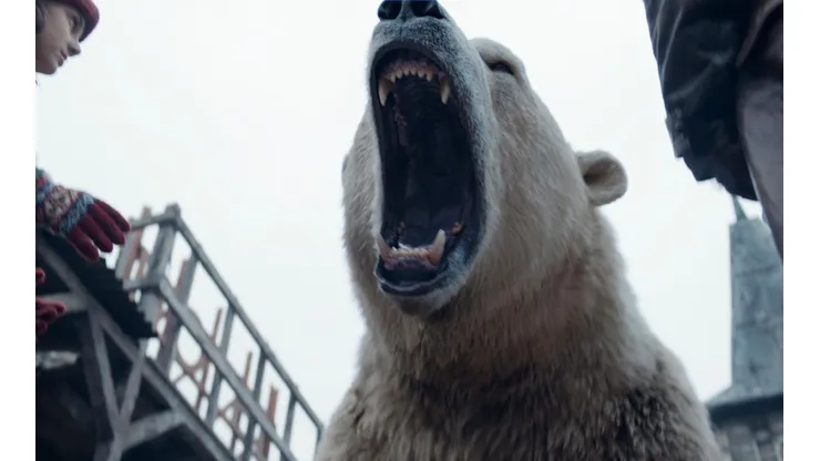 El oso Iorek Byrnison fue un personaje clave de la primera temporada de "His Dark Materials".