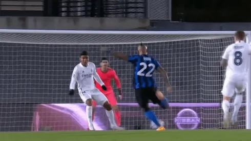 Arturo Vidal y su remate de distancia frente al Real Madrid.