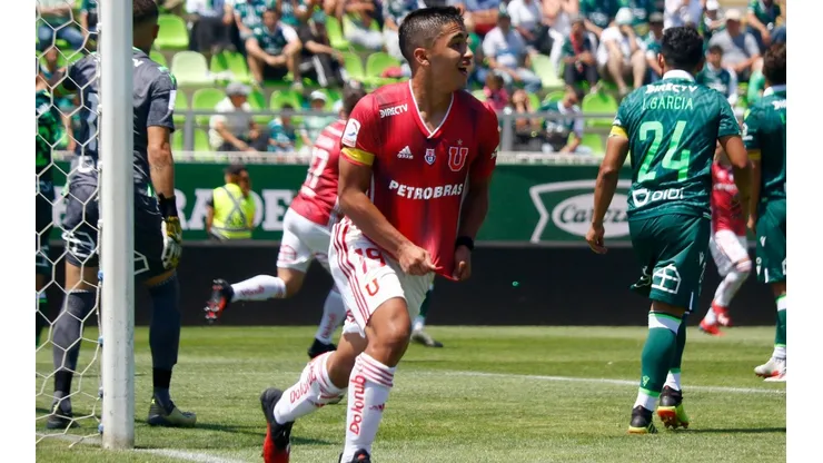 Nicolás Guerra festeja ante Santiago Wanderers