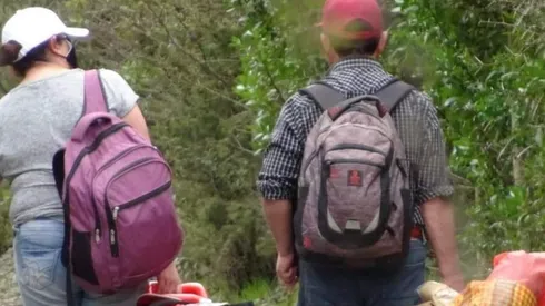 La madre de Ámbar Cornejo y Hugo Bustamante Pérez, el llamado "asesino del tambor", en el sector de Lliu Lliu.