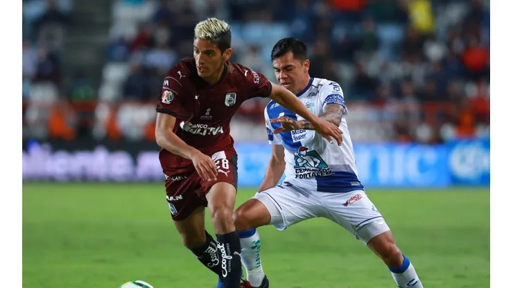 Tuzos y Gallos Blancos se enfrentan la noche de este jueves.