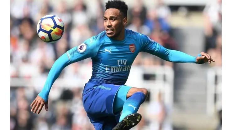 El delantero habría acordado la extensión de su vínculo con Arsenal hasta 2023.