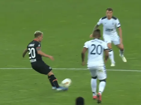 Tremenda habilitación de Aránguiz y golazo del Bayer