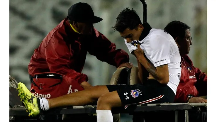 Carlo Villanueva -en la imagen- y Williams Alarcón son las nuevas bajas que suma Colo Colo en esta cuarentena