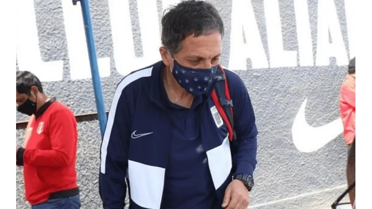 Mario Salas ahora es el Comandante de Alianza Lima