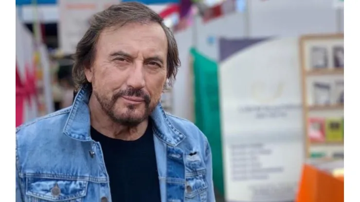 Carlos Pinto incluso publicó un libro tras su extenso recorrido televisivo con "Mea Culpa" y "El Día Menos Pensado".