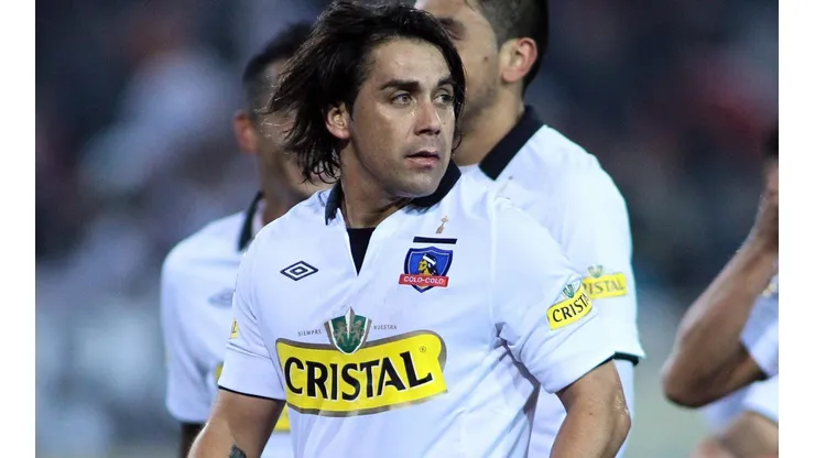 Arturo Sanhueza defiende a los referentes