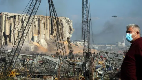 El puerto de Beirut, en el Líbano, quedó en ruinas tras las explosiones de este martes