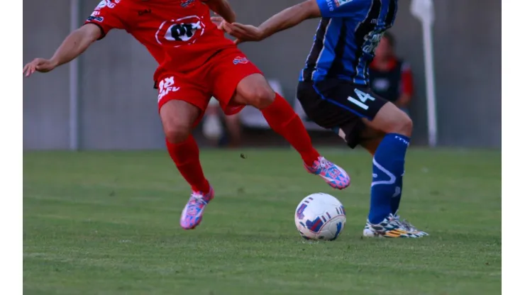 Acereros y Diablos Rojos disputaron dos partidos amistosos en el Estadio CAP de Talcahuano.