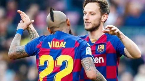 Vidal y Rakitic, compañeros en el Barcelona.