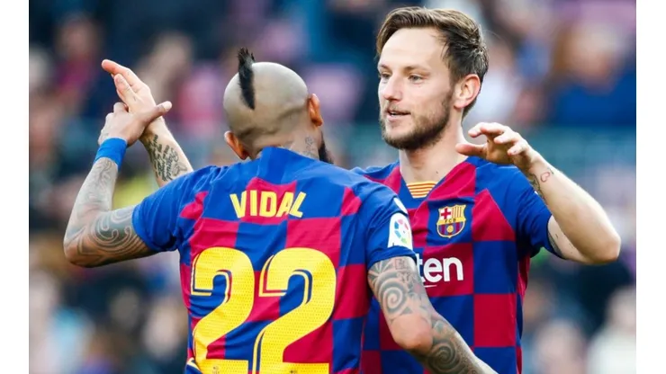 Vidal y Rakitic, compañeros en el Barcelona.