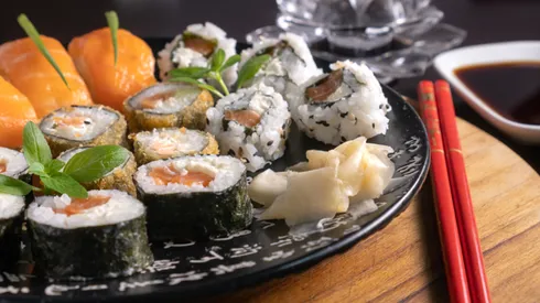 El sushi es la comida más mencionada en redes sociales para entrega a domicilio