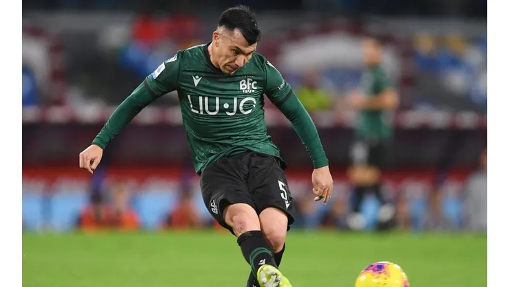 Gary Medel, patrón del área.