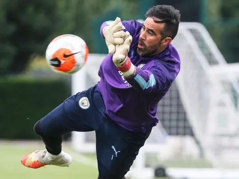 ¡Bombazo! Bravo es candidato para ser el arquero del Betis