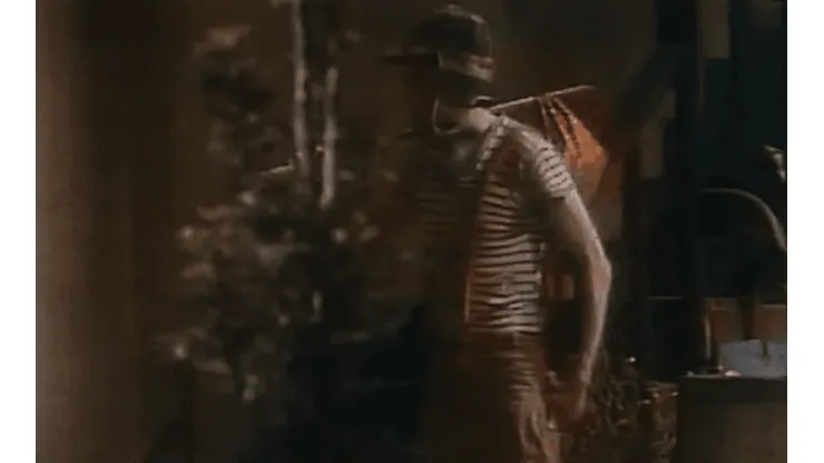 El Chavo del 8, tal como el capítulo épico de "el ratero", se va de la vecindad y de la televisión chilena, por ahora.