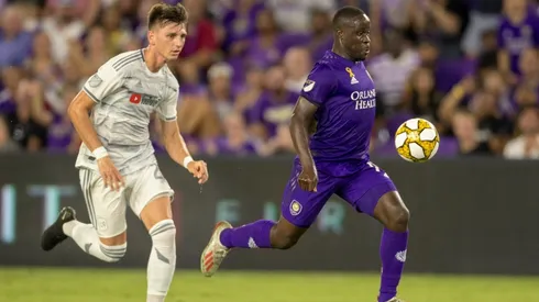 Los Leones desafiarán al cuadro negro y oro en Disney.