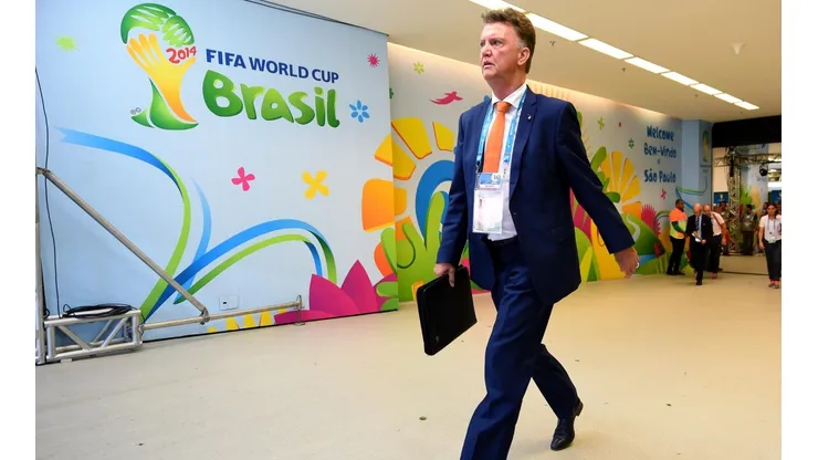 Louis Van Gaal en el Mundial Brasil 2014 dirigiendo a la selección de Holanda