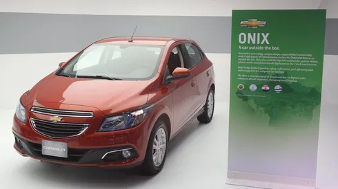 El nuevo Chevrolet Onix Sedán está a la venta en Chile con un precio que bordea los 8.000.000 millones de pesos.