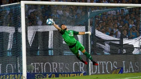 Arias seguirá siendo el portero estelar de Racing.