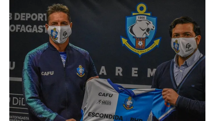 El CDA estaba sin entrenador desde el pasado 30 de junio, cuando Juan Manuel Azconzábal hizo uso de su cláusula de salida.