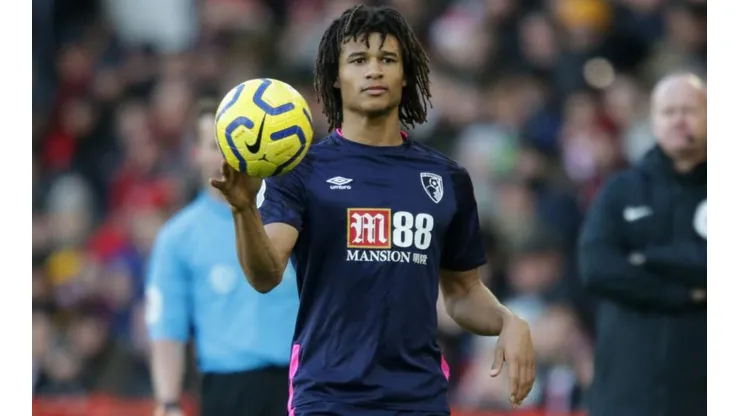 Nathan Aké está listo en Manchester City