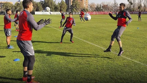 Colo Colo confirma caso positivo por Covid-19.