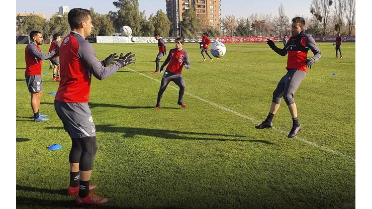 Colo Colo confirma caso positivo por Covid-19.