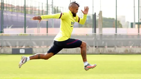 Arturo Vidal se sumó a los entrenamientos de Barcelona