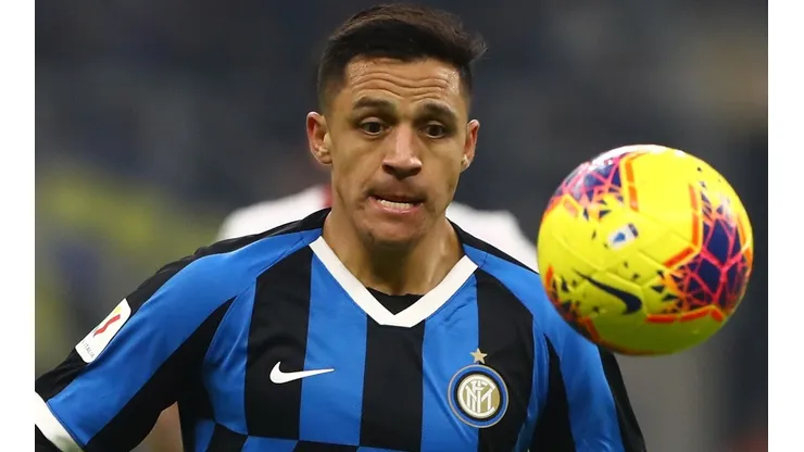 Inter de Milán le ofrece más años de contrato pero por menos plata a Alexis sánchez. El acuerdo está casi sellado