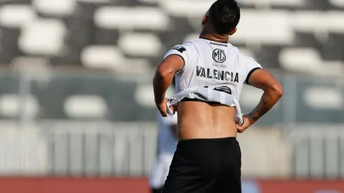 Leonardo Valencia fue "funado" por su ex, Valeria Pérez, denunciando violencia, acoso, entre otros cargos.