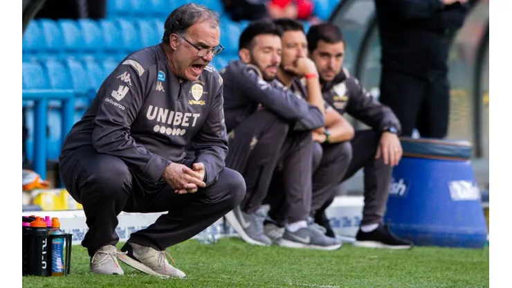 Marcelo Bielsa, así como exige a sus jugadores, también lo hace con las condiciones de trabajo para realizar de manera óptima su labor.