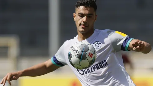 La partida de Dejan Lovren al Zenit dejó un lugar vacante en la defensa del Liverpool, espacio que Klopp quiere llenar con Ozan Kabak.