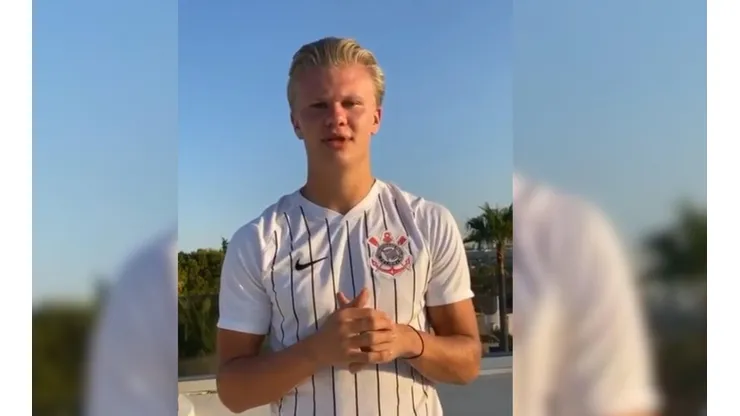 Haaland con la camiseta del Corinthians en sus redes sociales.