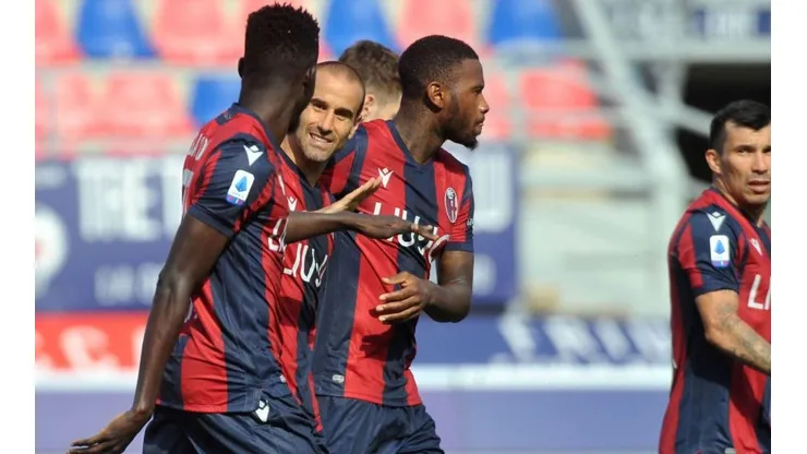 Medel jugó los 90 minutos en la victoria de Bologna.