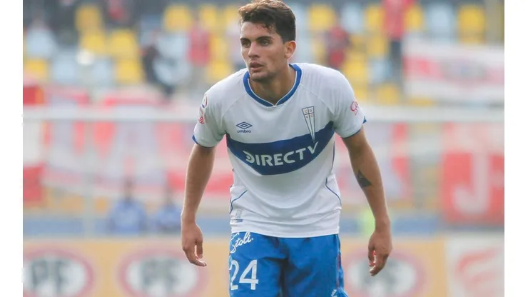 El volante Cruzado realizó parte de su formación futbolística en Colo Colo.