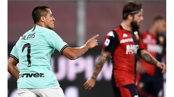 Alexis Sánchez le convierte al Genoa